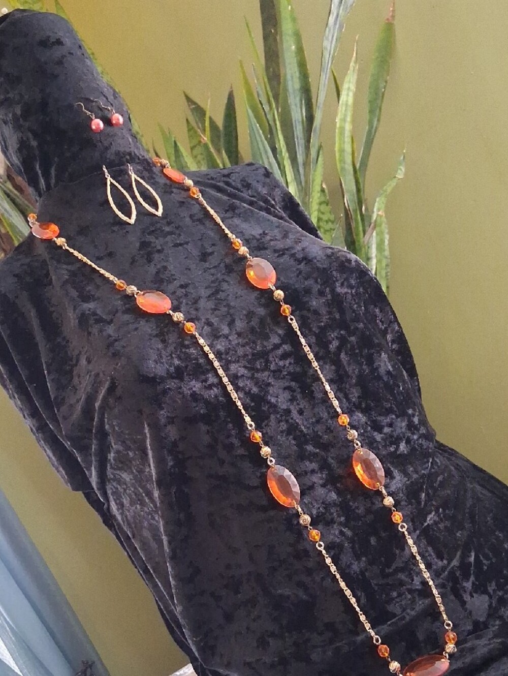 Vintage Gold and Orange Faceted Bead Long Necklace with Earrings - Picture 4 of 11